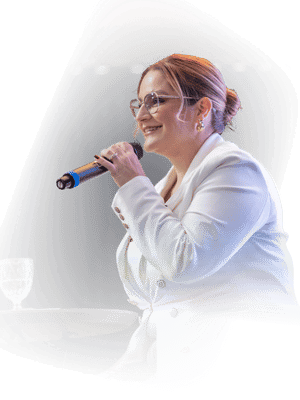 Sabrina Bogiani apresentando